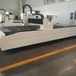 1000W 2000W 3000W 4000W 6Kw serat laser cutting machine untuk plat logam