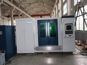 Machine de découpage de laser de fibre de tube et de tôle de machine de découpe laser de 12mm