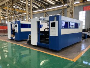 Raycus IPG 500W 1kw 1500W baja karbon, stainless steel sheet cnc fiber laser cutting machine harga