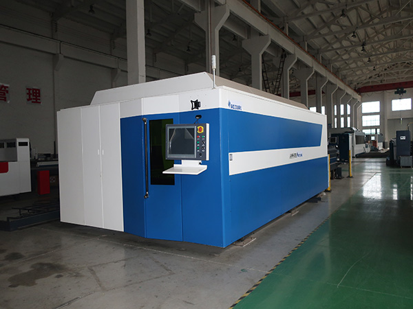 Stainless Steel Fiber Laser Cutting Machine For Sheet Metal Processing