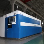 stroj za rezanje laserom od karbonskih vlakana, CNC laserski rezač metala 2000w za prodaju